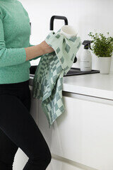 Koodi green-mint, linen kitchen towel